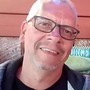 Meet your Posher, Larry